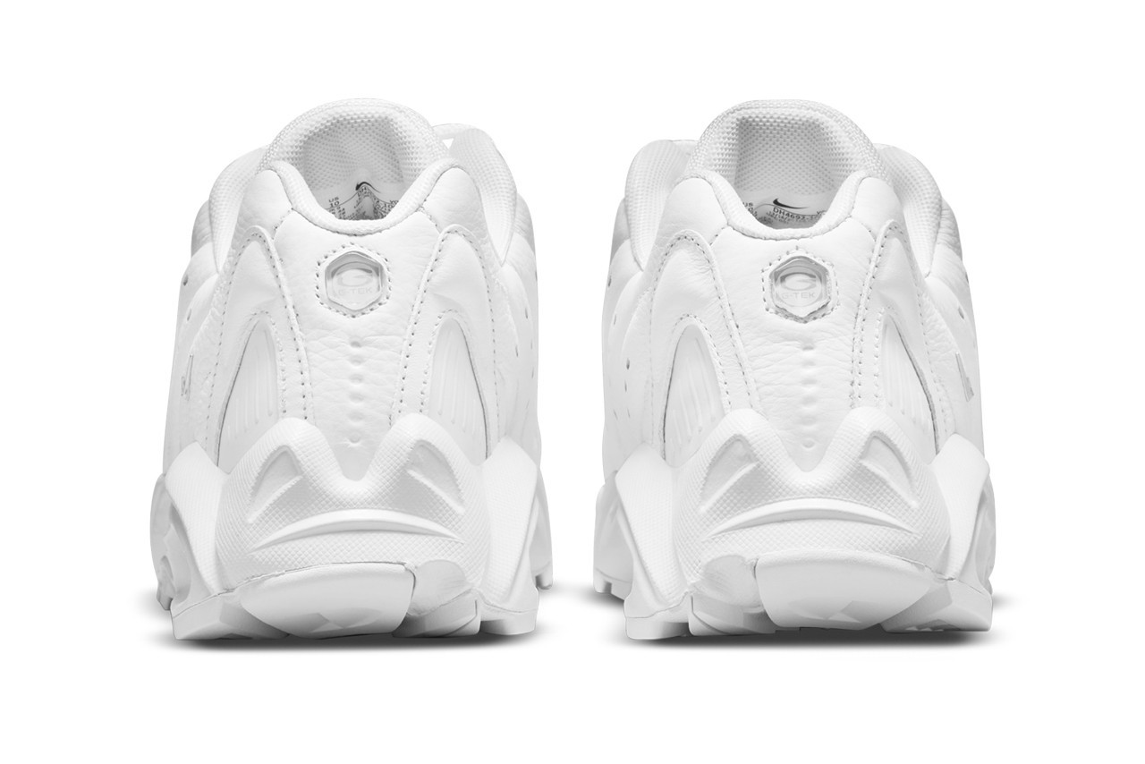 hinh-anh-chinh-thuc-cua-drake's-nocta-x-nike-hot-step-air-terra