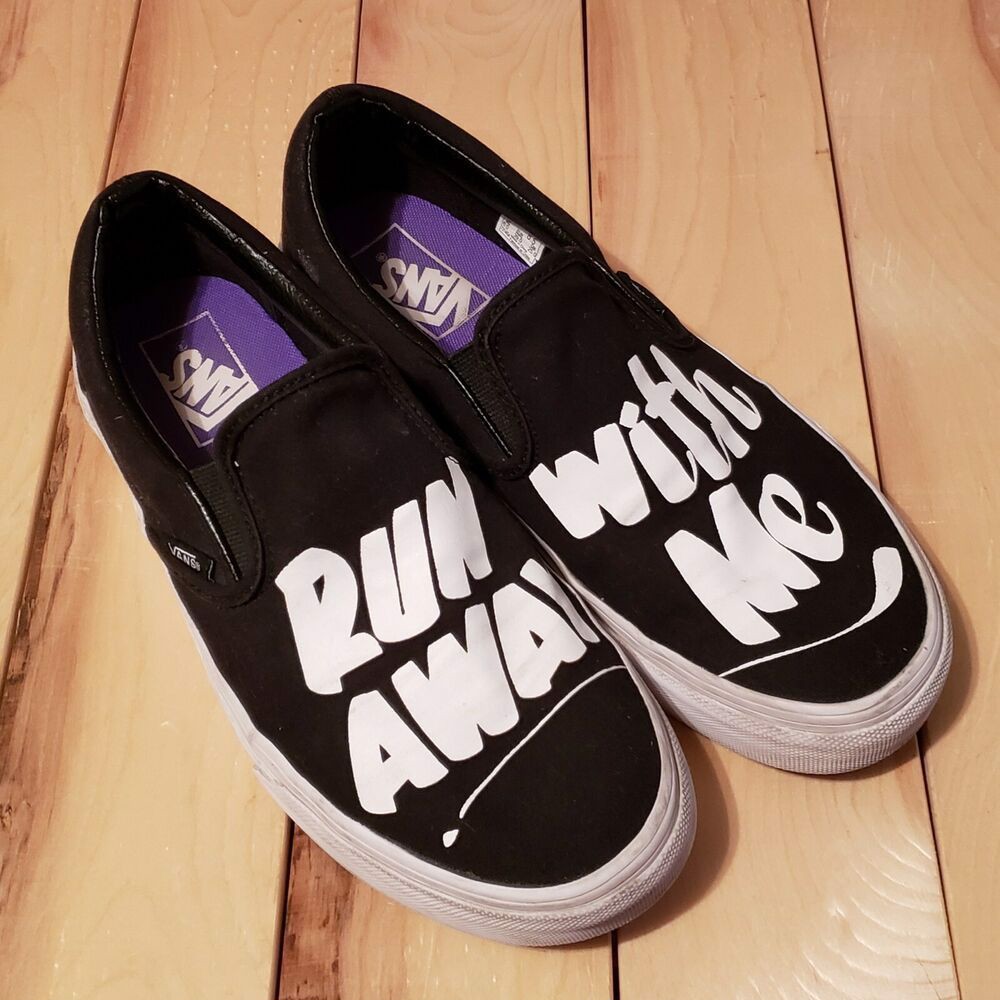 nhung-diem-cong-giup-giay-vans-slip-on-gay-sot-cong-dong-mang