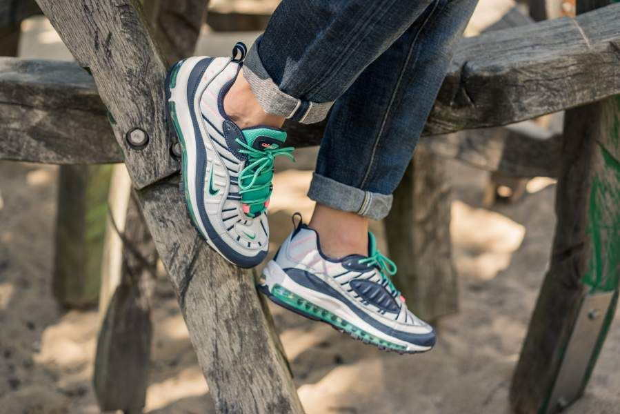 review-giay-nike-air-max-98-south-beach-dua-con-bi-lang-quen