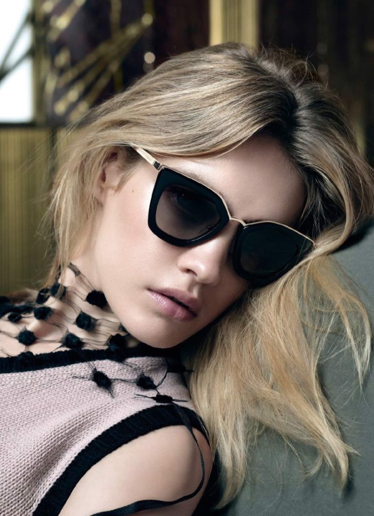 Những lí do mà bạn nên đeo những chiếc kính mát vào mùa đông Hinh anh 3: Nhung li do ma ban nen deo nhung chiec kinh mat vao mua dong