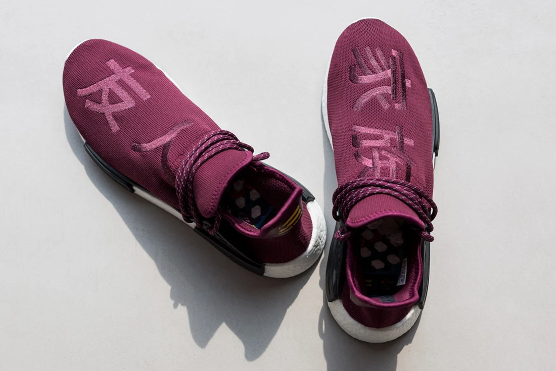 10-mau-giay-vo-van-nhat-nhung-lai-ban-voi-gia-tren-troi