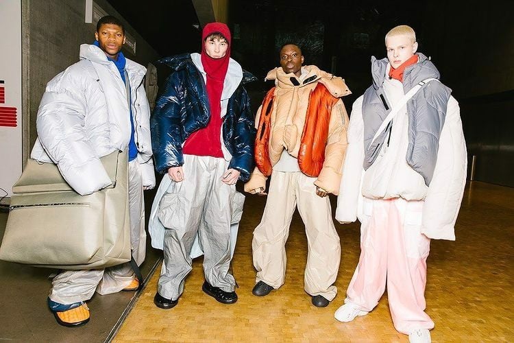 ai-cung-biet-den-yeezy-foam-runner-nhung-chinh-xac-thi-chung-la-gi?