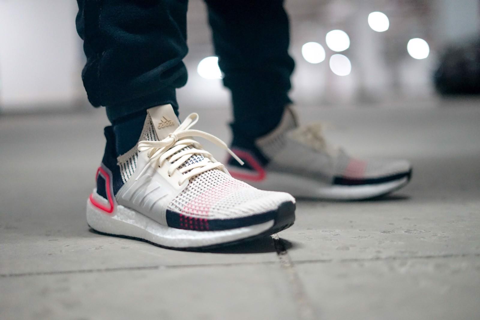 Nét đổi mới trong thiết kế của adidas với phiên bản Ultra Boost 19 Hinh anh 3: Net doi moi trong thiet ke cua adidas voi phien ban Ultra Boost 19