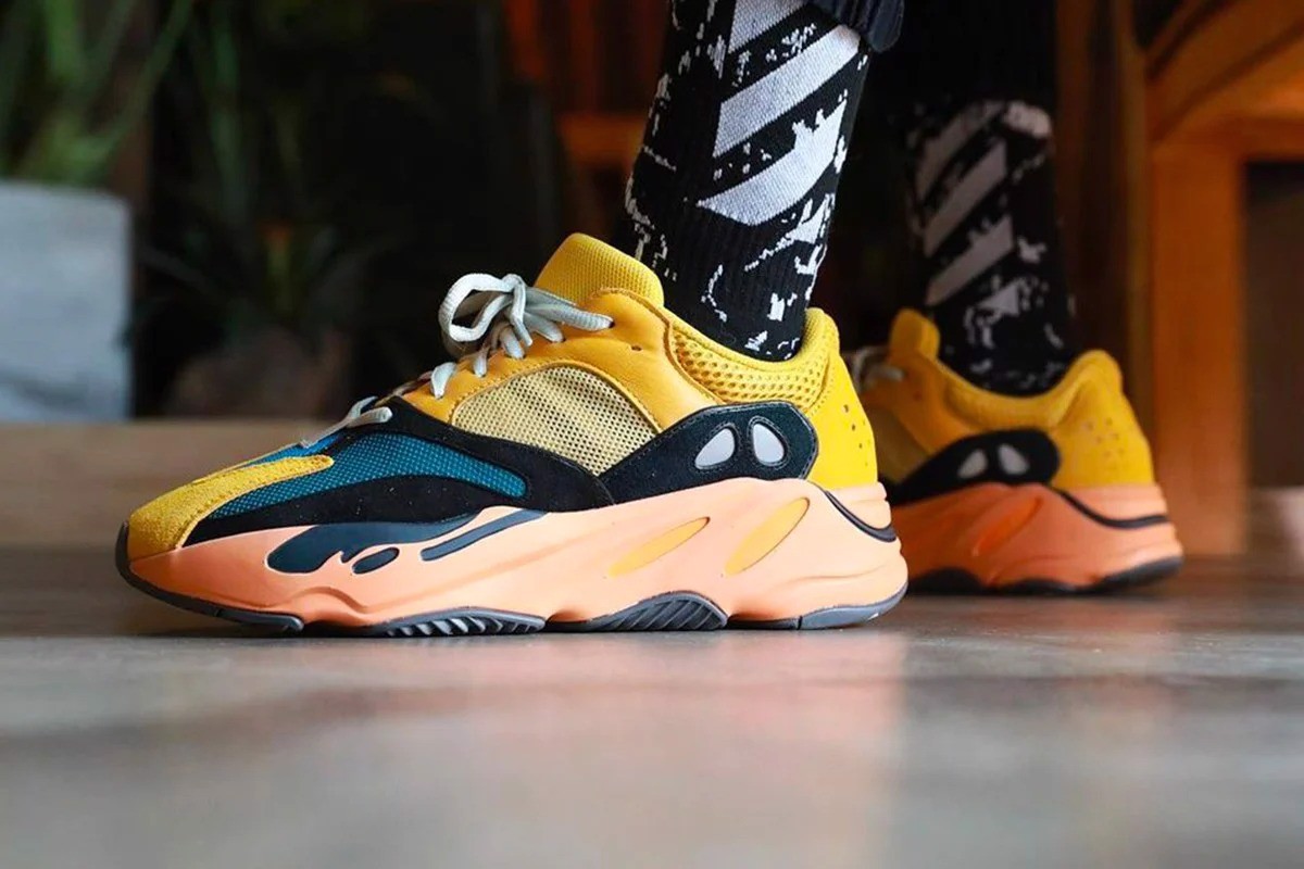 diem-mat-nhung-phat-hanh-yeezy-boost-dang-nho-cua-kanye-west