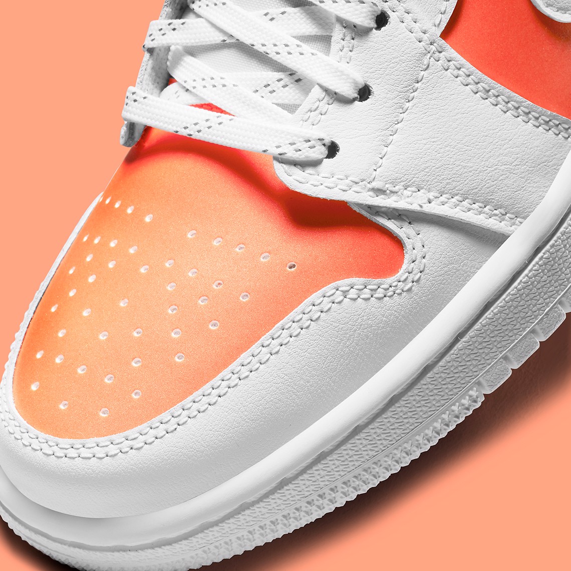 air-jordan-1-mid-voi-phoi-mau-bright-citrus-dam-huong-vi-mua-xuan