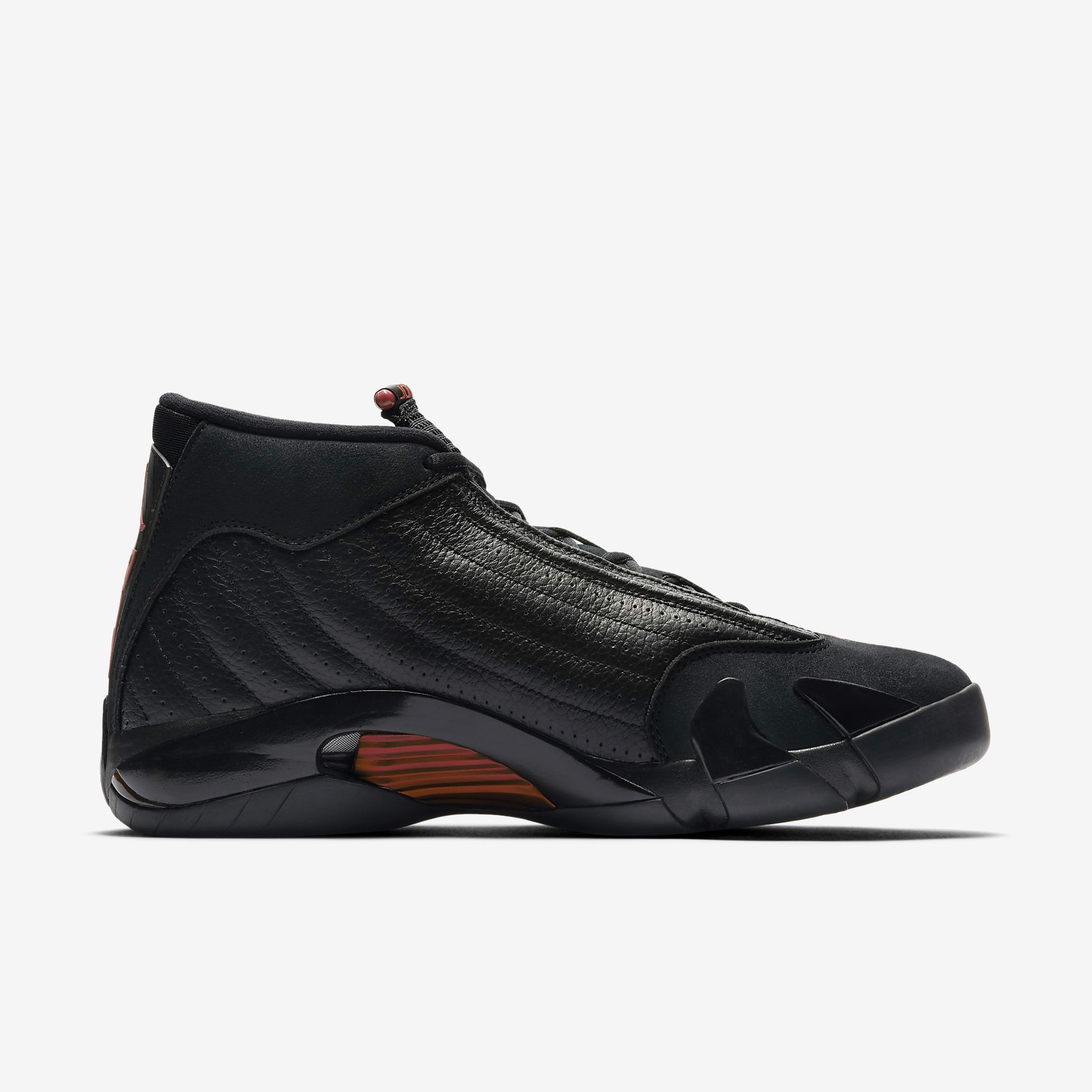 air-jordan-14-tu-cu-last-shot-huyen-thoai-tren-san-bong-den-doi-giay-huyen-thoai-cua-lang-thoi-trang