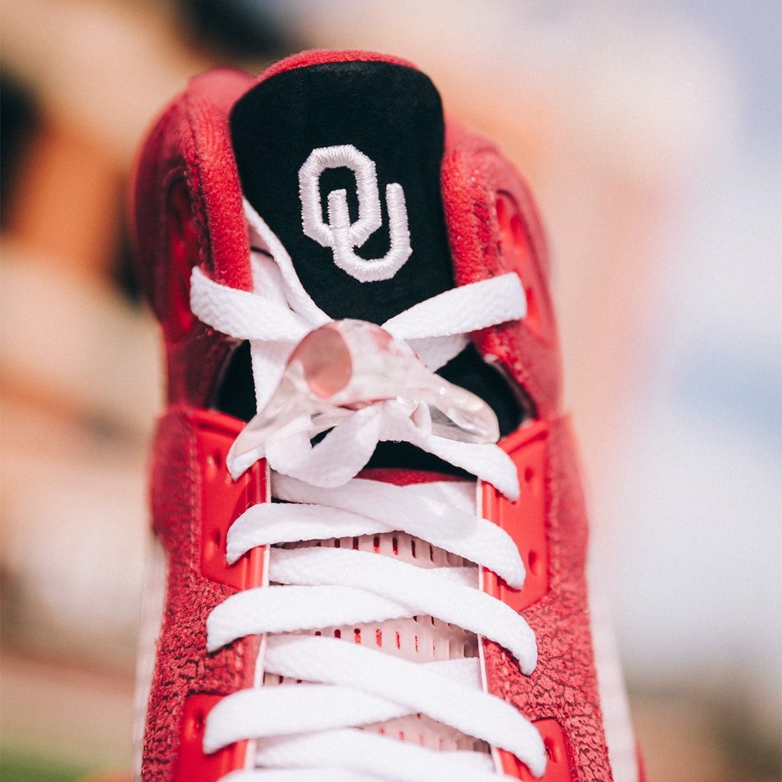 air-jordan-5-college-pe-tiep-tuc-chien-dau-cung-oklahoma-sooners