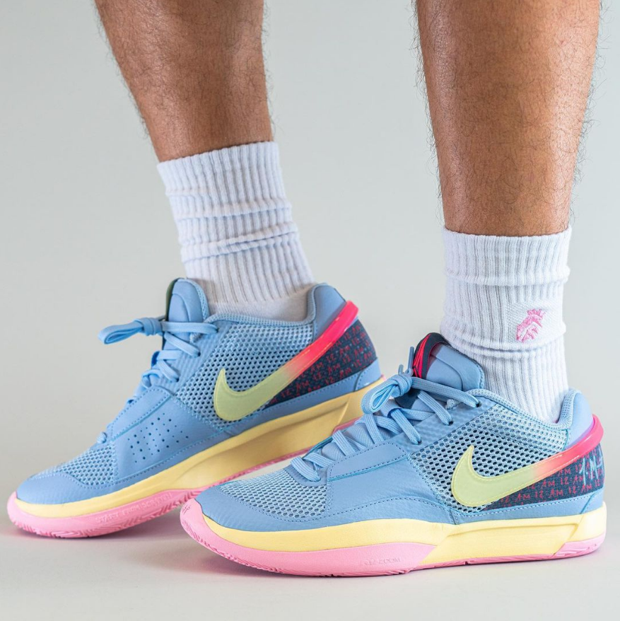 Cầu thủ bóng rổ “Ja” Morant và mẫu giày Nike đặc trưng đầu tiên của mình Hinh anh 4: Cau thu bong ro “Ja” Morant va mau giay Nike dac trung dau tien cua minh