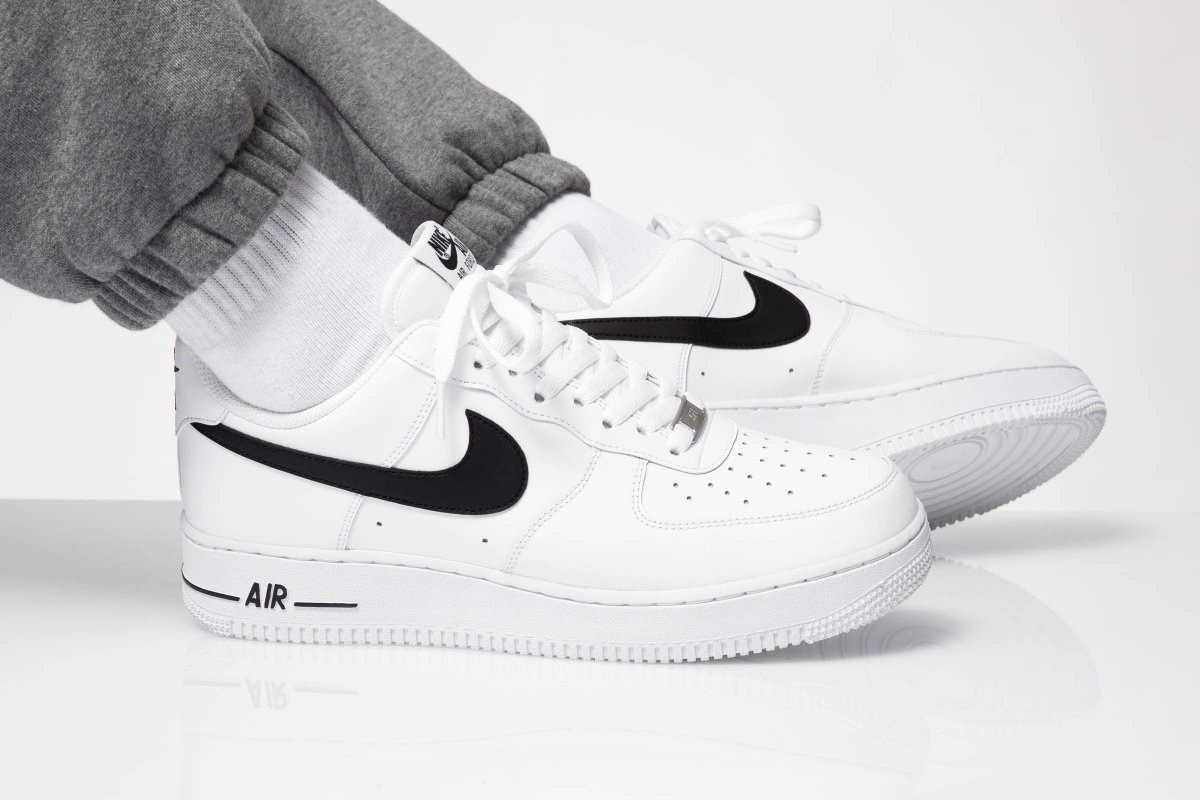 top-nhung-phien-ban-giay-nike-air-force-ban-chay-nhat-nua-dau-nam-2021