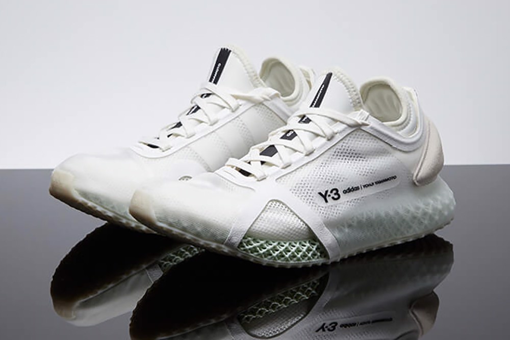 adidas-y-3-runner-4d-iow-duoc-ra-mat-trong-phoi-mau-trang-sac-net
