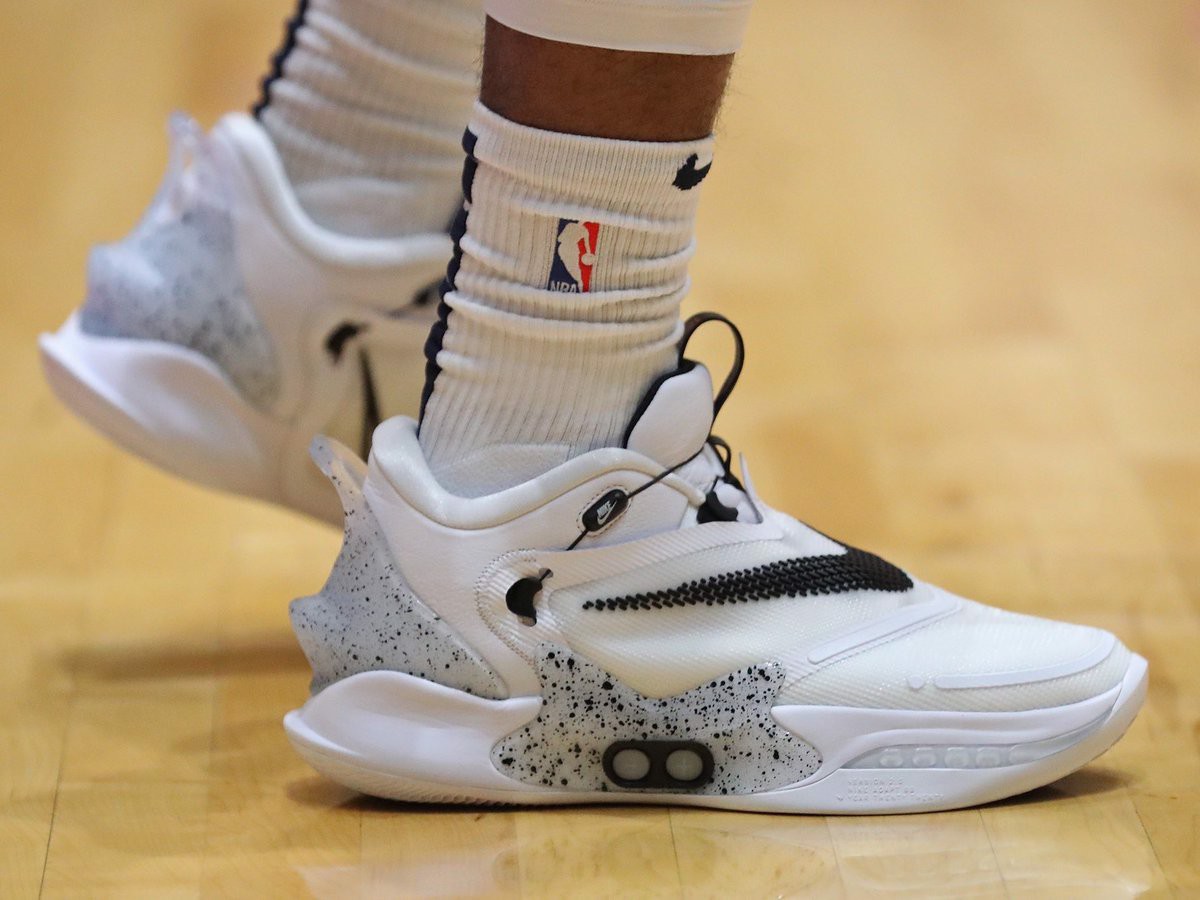 review-danh-gia-chi-tiet-hieu-suat-cua-nike-adapt-bb-2-0