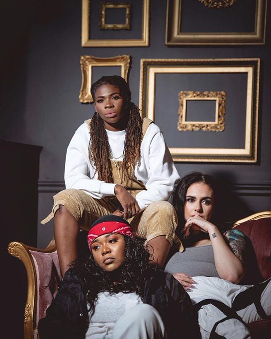 5-doi-giay-the-thao-moi-noi-do-nhung-nguoi-phu-nu-canada-binh-chon