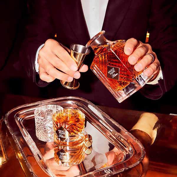 Khám phá hương nước hoa Kilian độc đáo lấy cảm hứng từ rượu (phần 2) Hinh anh 3: Kham pha huong nuoc hoa Kilian doc dao lay cam hung tu ruou (phan 2)