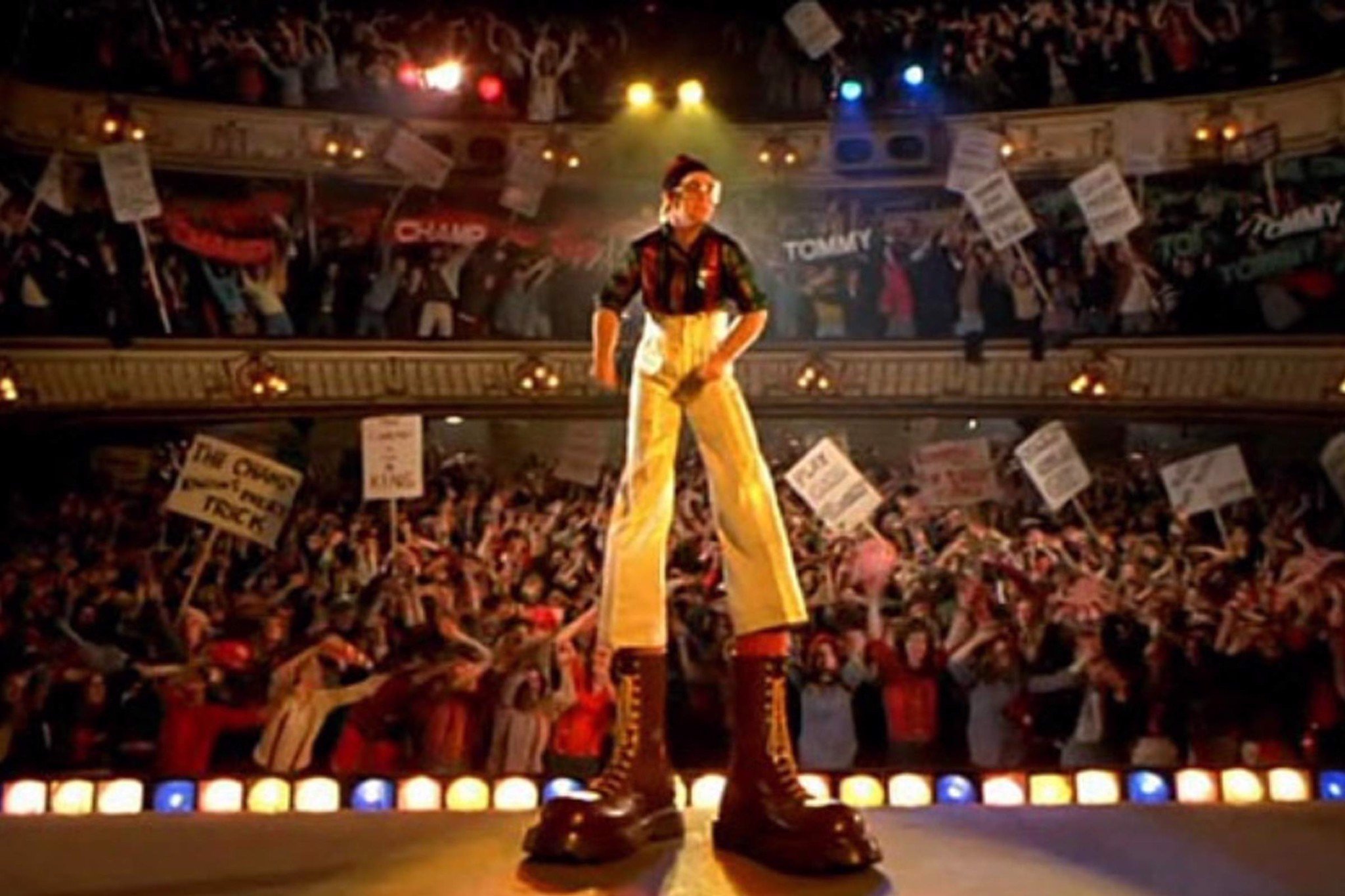 doi-loi-ve-lich-su-ra-doi-cua-dr-martens