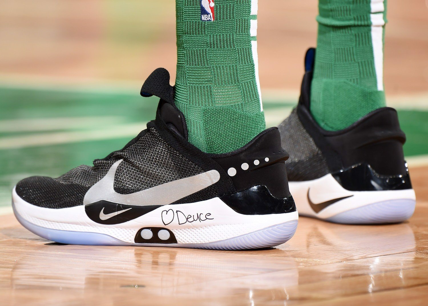 phan-biet-cac-phien-ban-nike-adapt-bb-nike-adapt-2-0-va-nike-hyperadapt-1-0-va-nike-adapt-bb