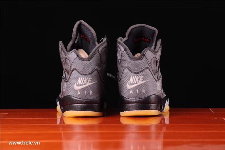 cach-phan-biet-mot-doi-off-whte-x-air-jordan-5