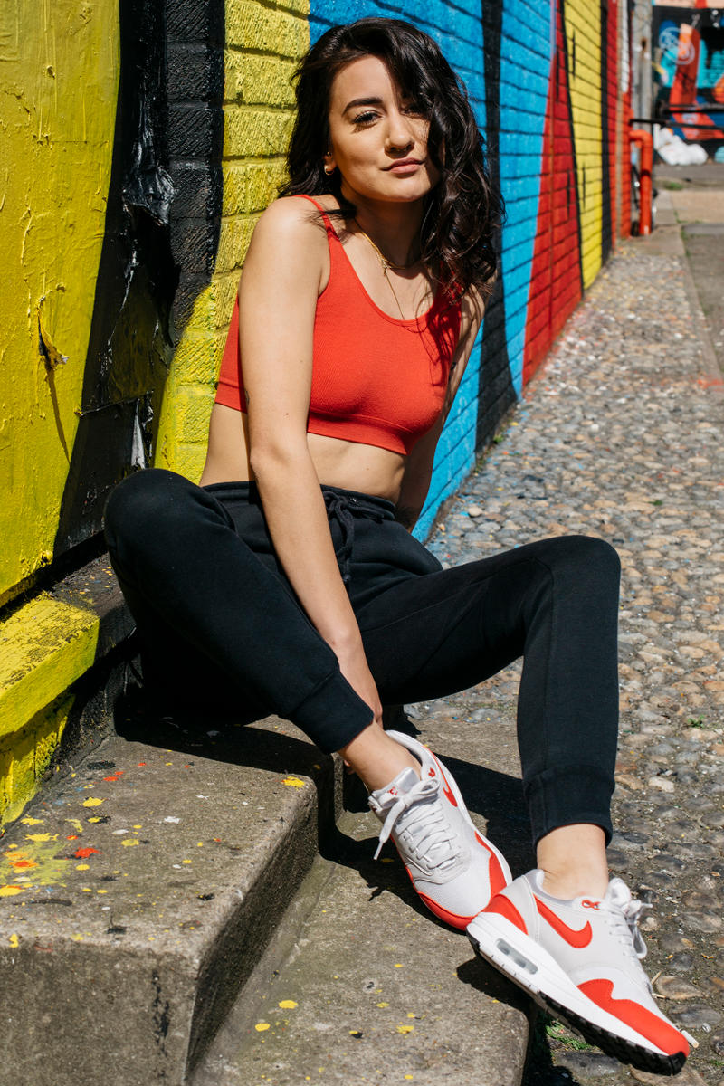 Top 5 đôi giày Nike nữ đáng mua nhất hiện nay Hinh anh 7: Top 5 doi giay Nike nu dang mua nhat hien nay