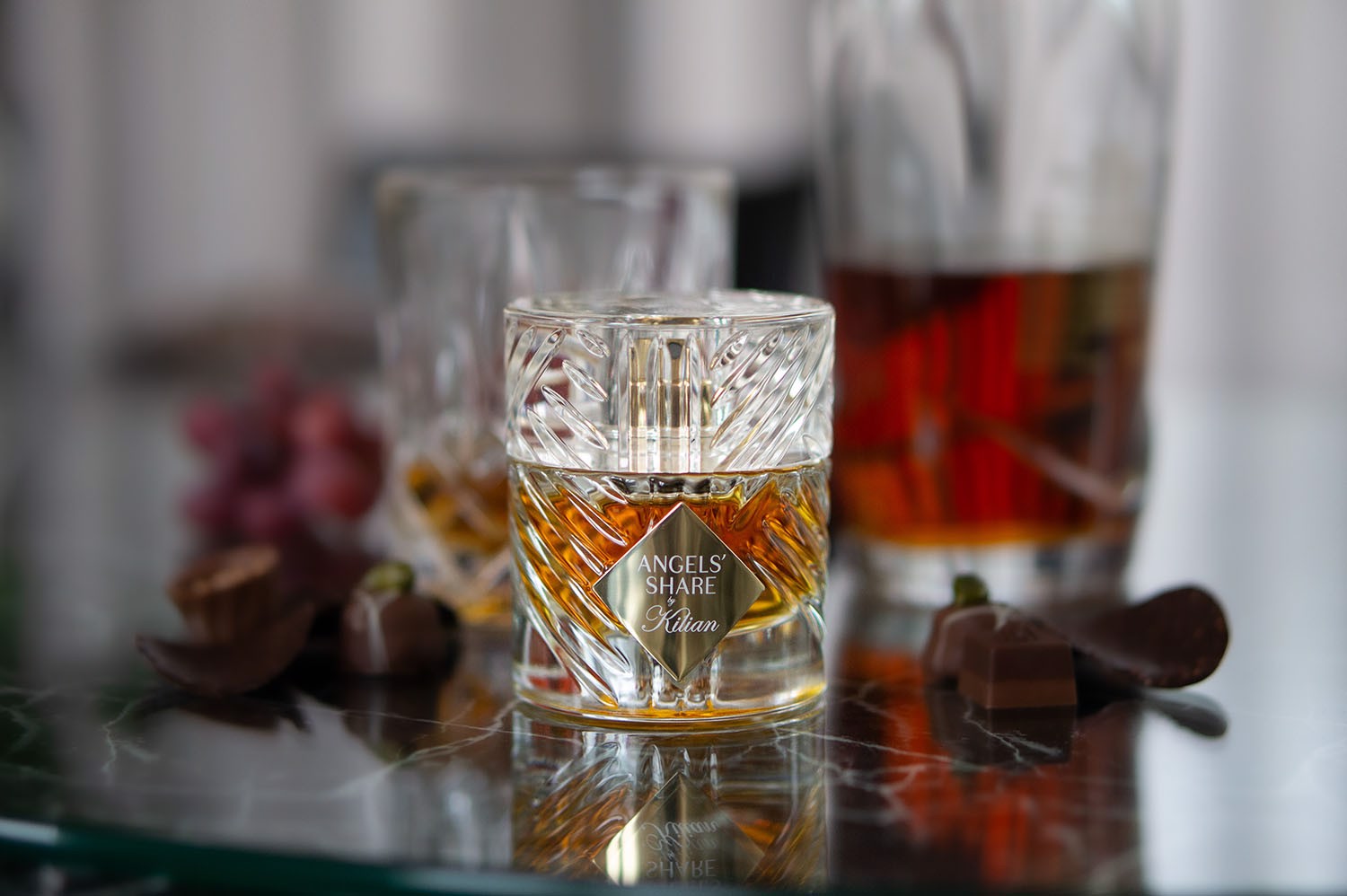 Khám phá hương nước hoa Kilian độc đáo lấy cảm hứng từ rượu (phần 2) Hinh anh 6: Kham pha huong nuoc hoa Kilian doc dao lay cam hung tu ruou (phan 2)
