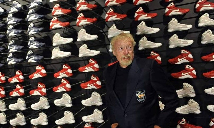 hanh-trinh-xay-dung-de-che-giay-the-thao-va-khoi-tai-san-hon-62-ty-usd