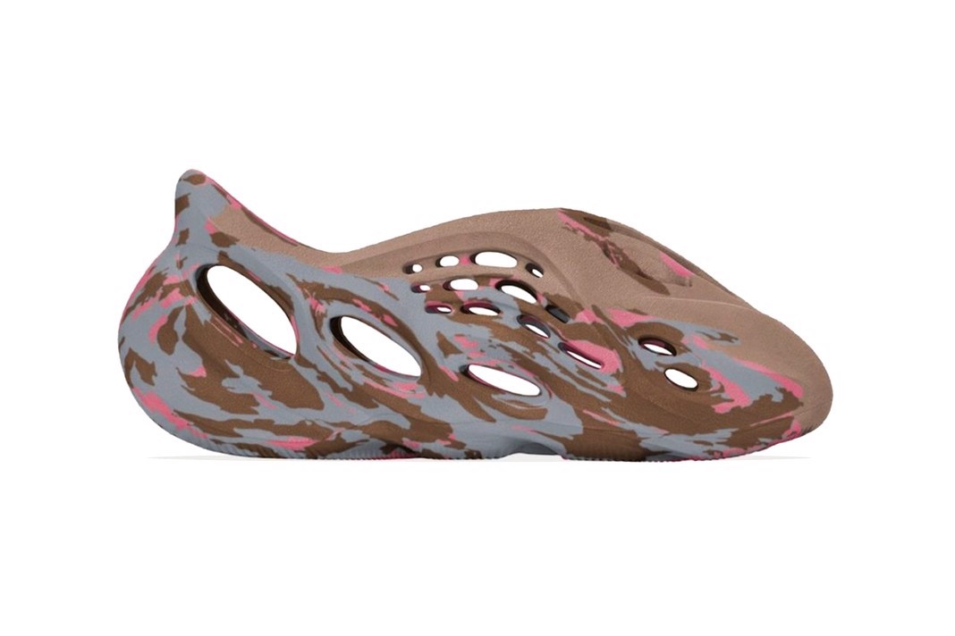 adidas YEEZY Foam Runner "MX Sand Grey" sẽ được phát hành vào tháng 12 tới Hinh anh 2: adidas YEEZY Foam Runner "MX Sand Grey" se duoc phat hanh vao thang 12 toi