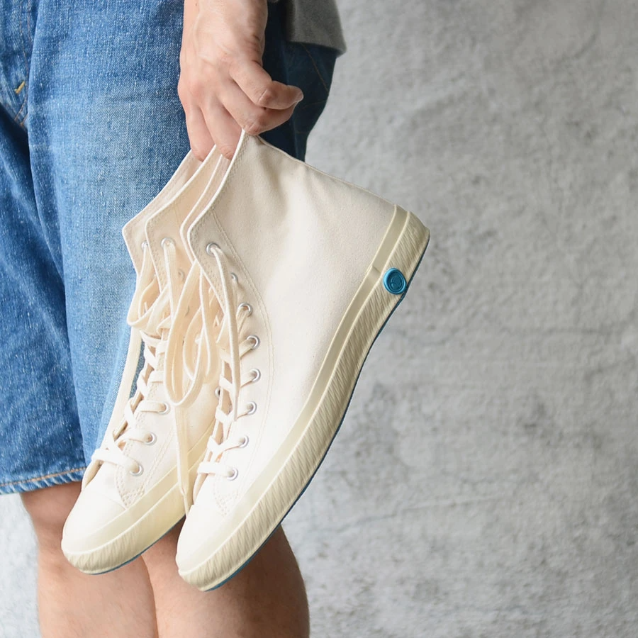 Từ 500k tới 500$ có những đôi giày All White nào mà bạn có thể mua Hinh anh 11: Tu 500k toi 500$ co nhung doi giay All White nao ma ban co the mua