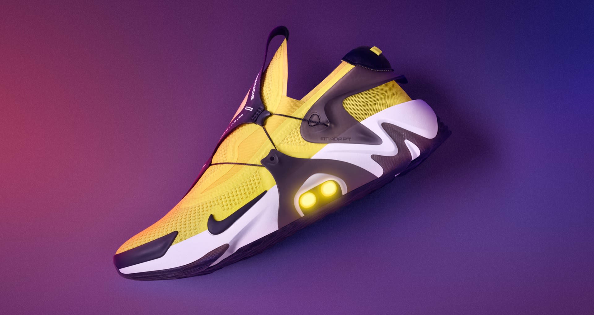 giay-bong-ro-voi-cong-nghe-moi-nhat-cua-nike-la-manh-loi-quang-cao-hay