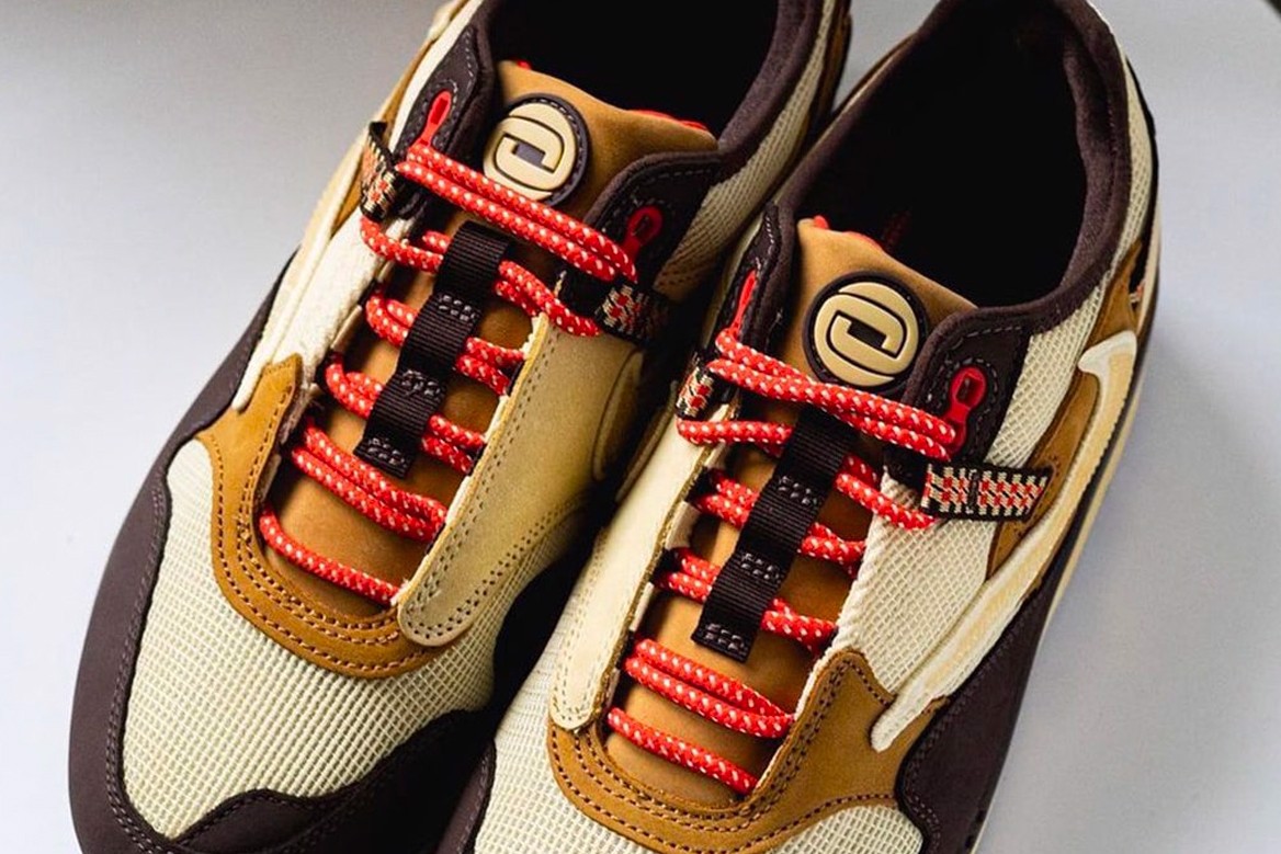 cai-nhin-can-canh-ve-phien-ban-nike-air-max-1-x-travis-scott-baroque