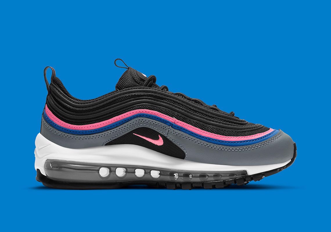 nike-air-max-97-black-and-grey-danh-cho-tre-em-tao-net-an-tuong-voi-hai-vach-xanh-hong
