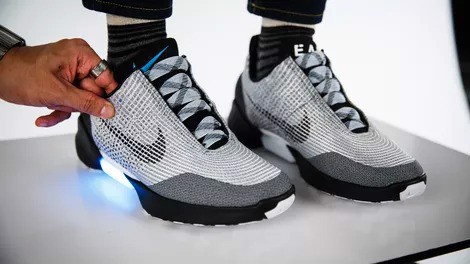 top-nhung-doi-sneakers-tu-that-day-ban-khong-the-bo-qua