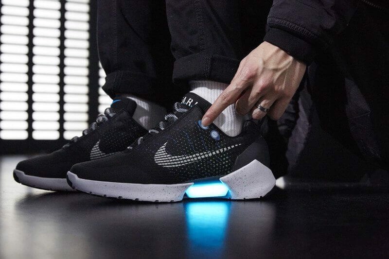 phan-biet-cac-phien-ban-nike-adapt-bb-nike-adapt-2-0-va-nike-hyperadapt-1-0-va-nike-adapt-bb