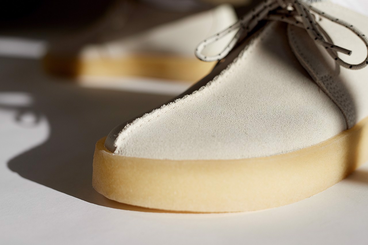 clarks-gioi-thieu-toi-nguoi-ham-mo-mot-phien-ban-desert-trek-moi