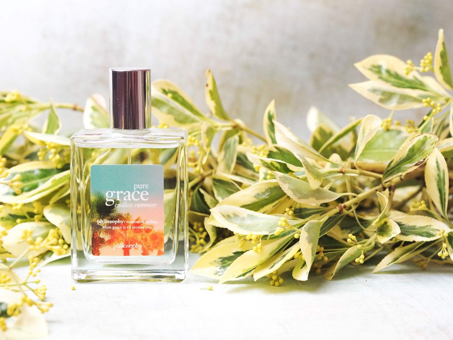 Những chai nước hoa sẽ giúp bạn nổi bật tại những dịp lễ cuối năm Hinh anh 4: Nhung chai nuoc hoa se giup ban noi bat tai nhung dip le cuoi nam