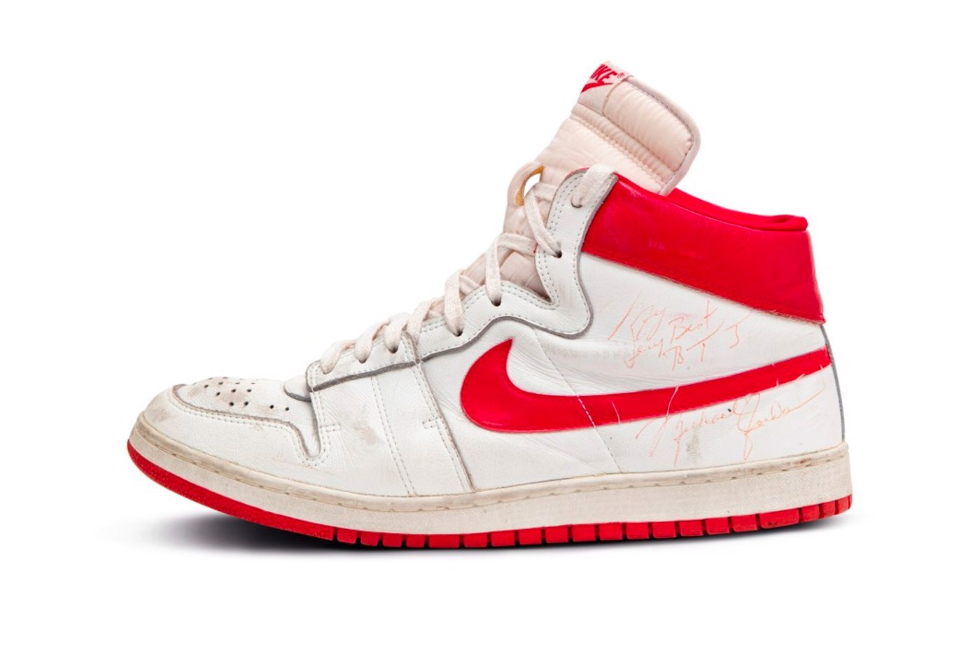 game-worn-air-ship-cua-micheal-jordan-duoc-ban-voi-gia-1,47-trieu-usd