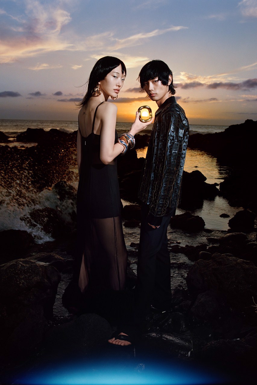 ambush-ss22-campaign-nhung-ngon-nui-lua-voi-suc-hut-manh-liet