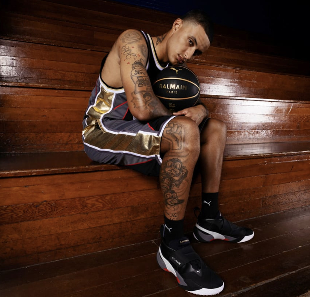 Balmain hợp tác cùng PUMA cho ra mắt mẫu giày bóng rổ đầy sang trọng Hinh anh 2: Balmain hop tac cung PUMA cho ra mat mau giay bong ro day sang trong