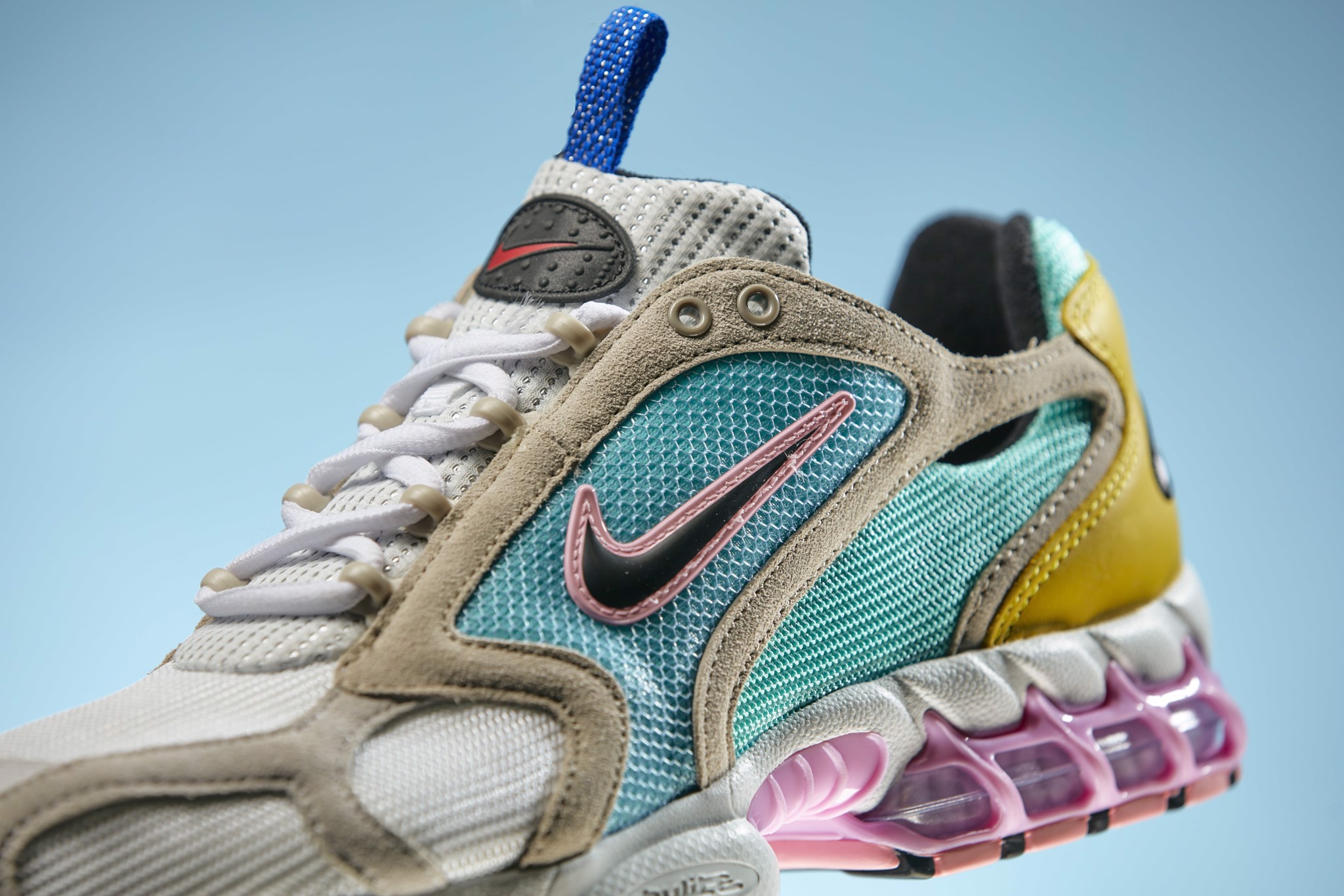 thoi-trang-carnaby-day-mau-sac-duoc-xuat-hien-cho-phien-ban-collab-moi-nhat-voi-nike