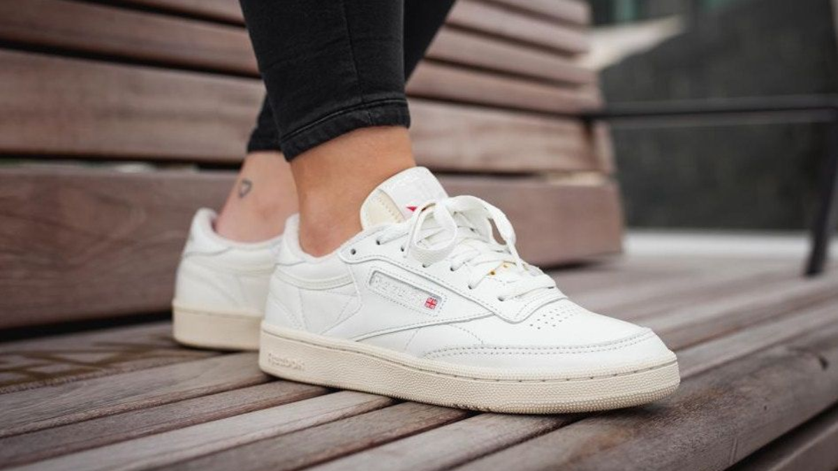 Chọn size giày Reebok Club C và những lưu ý trước khi mua giày Reebok Hinh anh 6: Huong dan chon size giay Reebok chinh xac voi bang do luong chi tiet