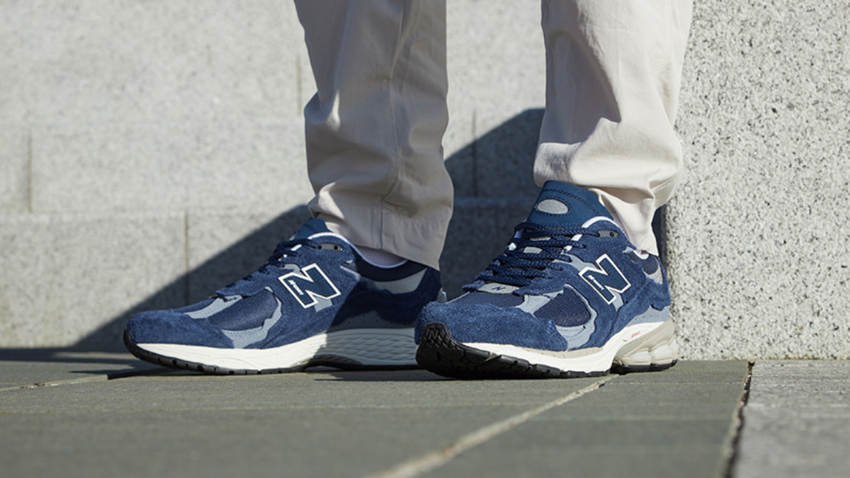 Lịch sử New Balance 2002R, điều gì đã khiến mẫu giày này trở nên hot tới vậy? Hinh anh 8: Lich su New Balance 2002R, dieu gi da khien mau giay nay tro nen hot toi vay?