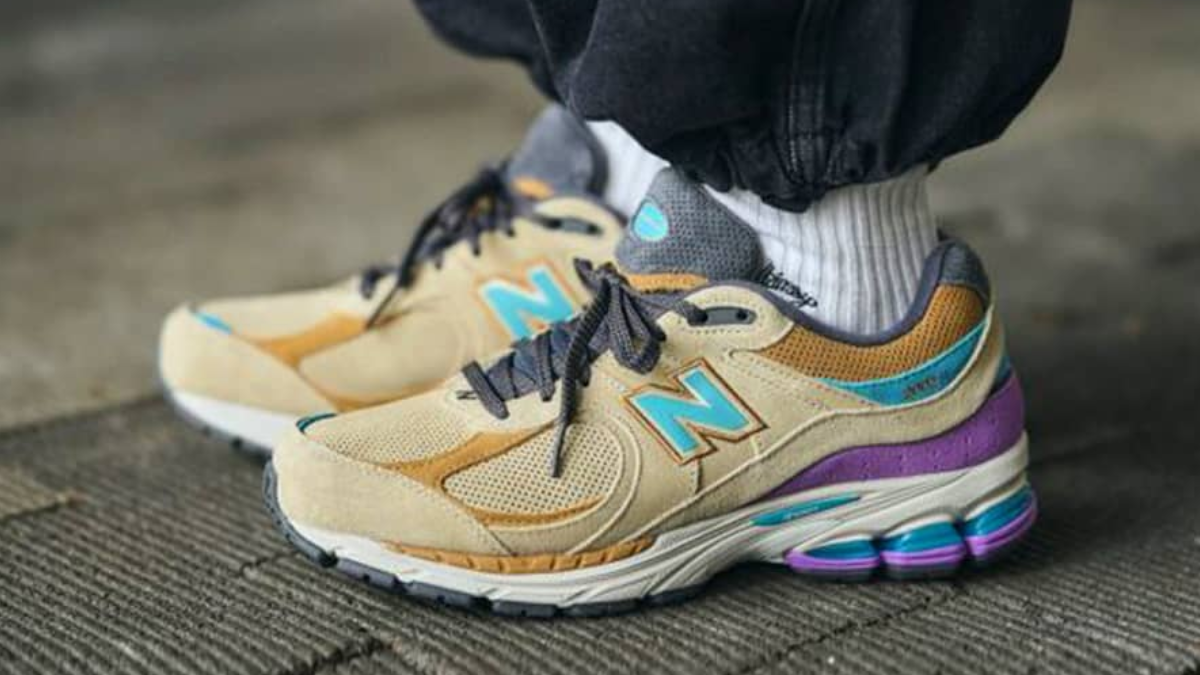 Lịch sử New Balance 2002R, điều gì đã khiến mẫu giày này trở nên hot tới vậy? Hinh anh 4: Lich su New Balance 2002R, dieu gi da khien mau giay nay tro nen hot toi vay?