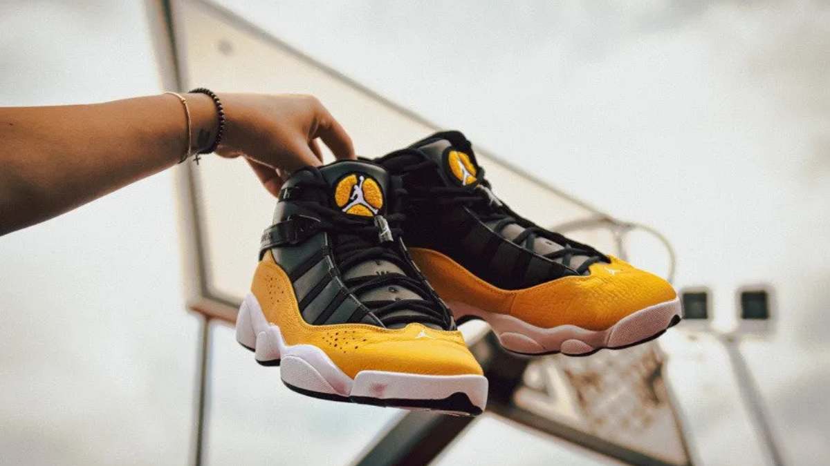 22 mẫu giày bóng rổ tốt nhất mùa giải 2022-2023 (Phần 1) Hinh anh 10: 22 mau giay bong ro tot nhat mua giai 2022-2023 (Phan 1)