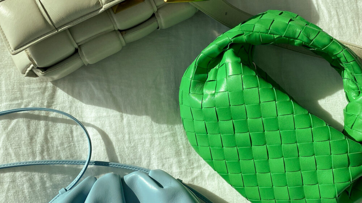 Điểm qua 8 mẫu túi Bottega Veneta trendy vượt thời gian Hinh anh 1: Diem qua 8 mau tui Bottega Veneta trendy vuot thoi gian