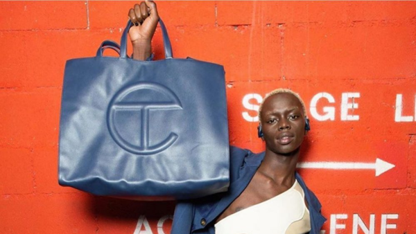 Telfar đã trở thành thương hiệu của một thế hệ như thế nào? Hinh anh 6: Telfar da tro thanh thuong hieu cua mot the he nhu the nao?