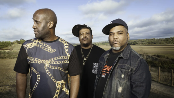 Ai là Rapper sở hữu đôi sneaker đỉnh nhất mọi thời đại? (Phần 1) Hinh anh 5: Ai la Rapper so huu doi sneaker dinh nhat moi thoi dai? (Phan 1)