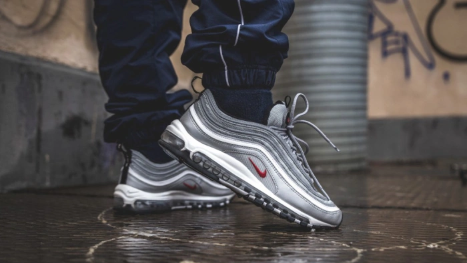 Air Max 97 “Silver Bullet”: Biểu tượng thiết kế trường tồn Hinh anh 5: Air Max 97 “Silver Bullet”: Bieu tuong thiet ke truong ton