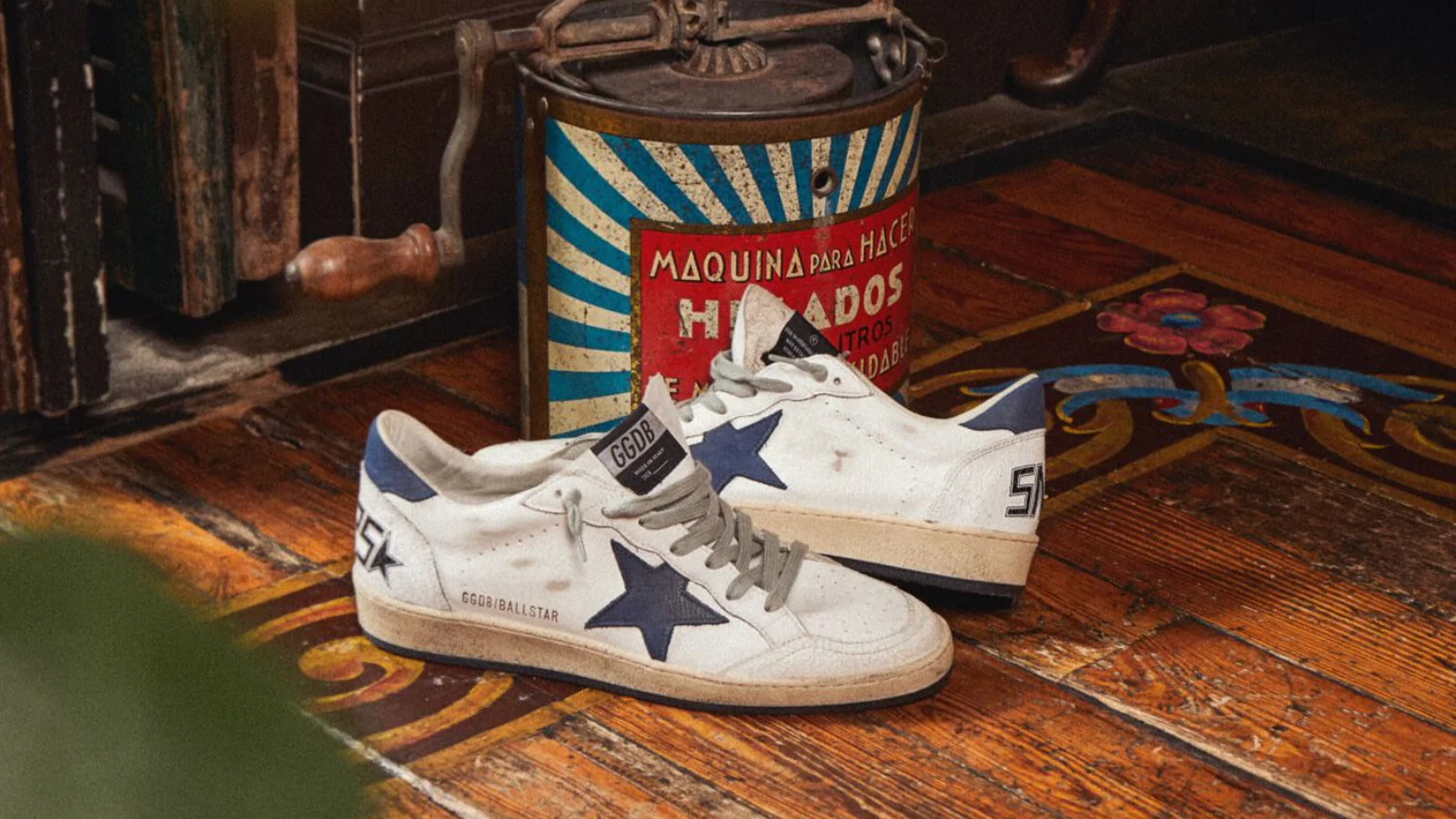 Golden Goose sneaker có thực sự đáng giá như số tiền bạn chi ra? Hinh anh 5: Golden Goose sneaker co thuc su dang gia nhu so tien ban chi ra?