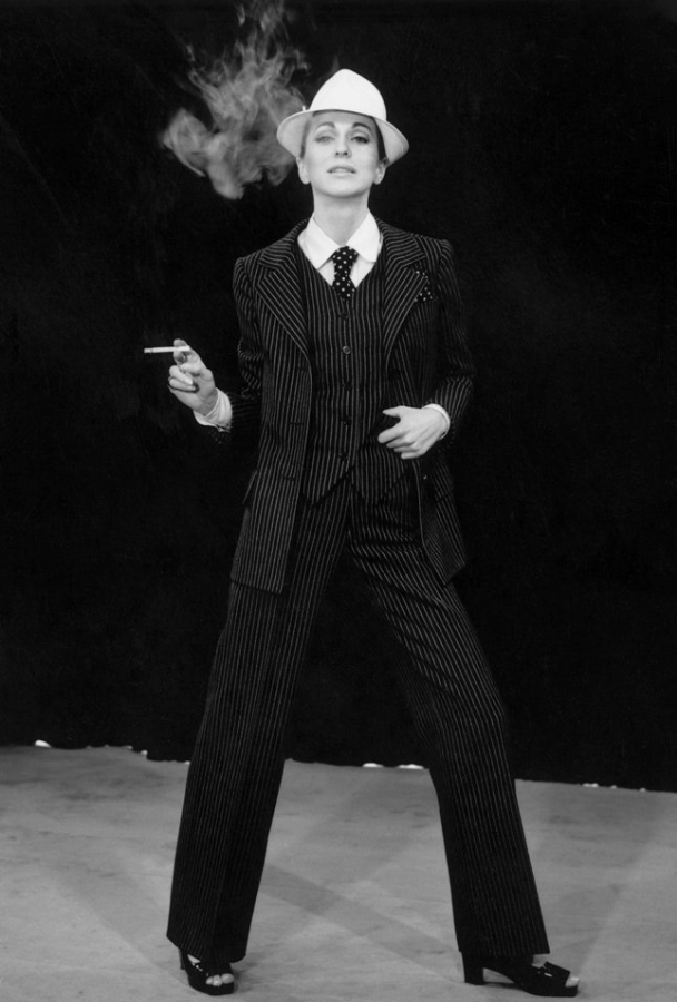 Lịch sử Yves Saint Laurent - Định nghĩa về cái đẹp của nước Pháp Hinh anh 15: Lich su Yves Saint Laurent - Dinh nghia ve cai dep cua nuoc Phap