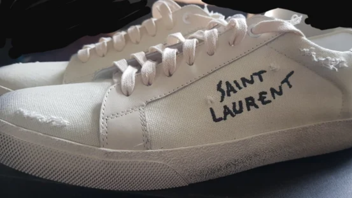 Tại sao tất cả chúng ta đều bị ám ảnh với những đôi giày thể thao bẩn? Hinh anh 2: Tai sao tat ca chung ta deu bi am anh voi nhung doi giay the thao ban?