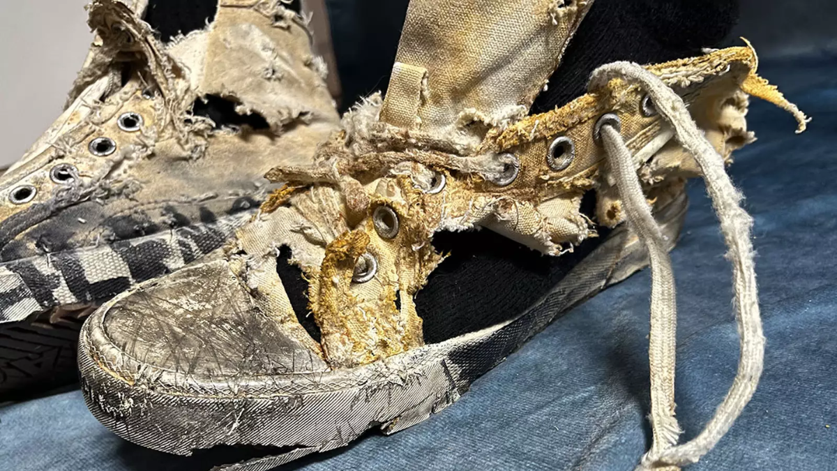 Tại sao tất cả chúng ta đều bị ám ảnh với những đôi giày thể thao bẩn? Hinh anh 3: Tai sao tat ca chung ta deu bi am anh voi nhung doi giay the thao ban?