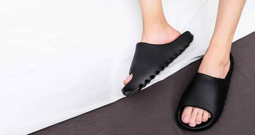 mua-he-di-gi-diem-mat-cac-phoi-mau-sieu-hot-cua-yeezy-slide