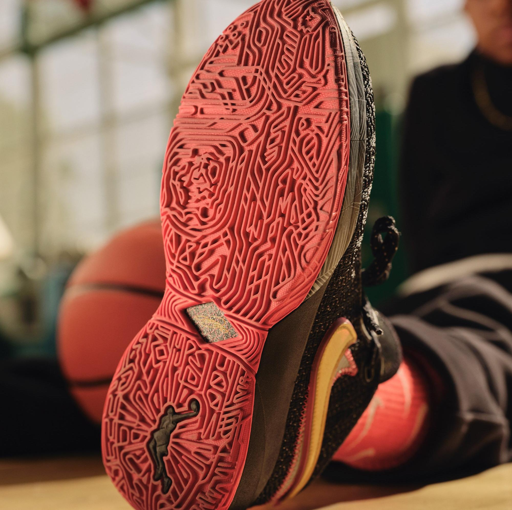 LeBron 20 - Đối tác đáng tin cậy cho các baller trên sân Hinh anh 3: LeBron 20 - Doi tac dang tin cay cho cac baller tren san